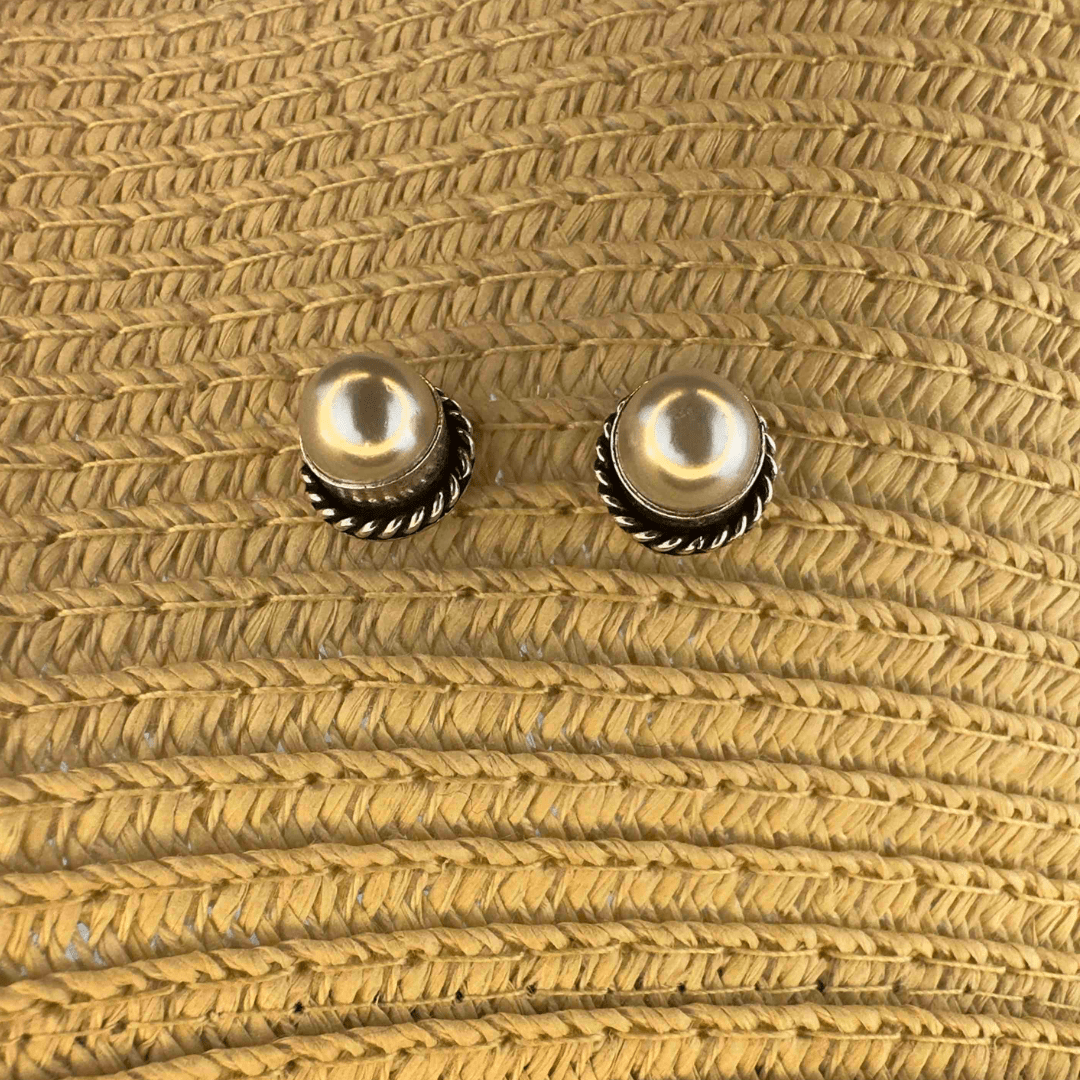 Pearl Studs