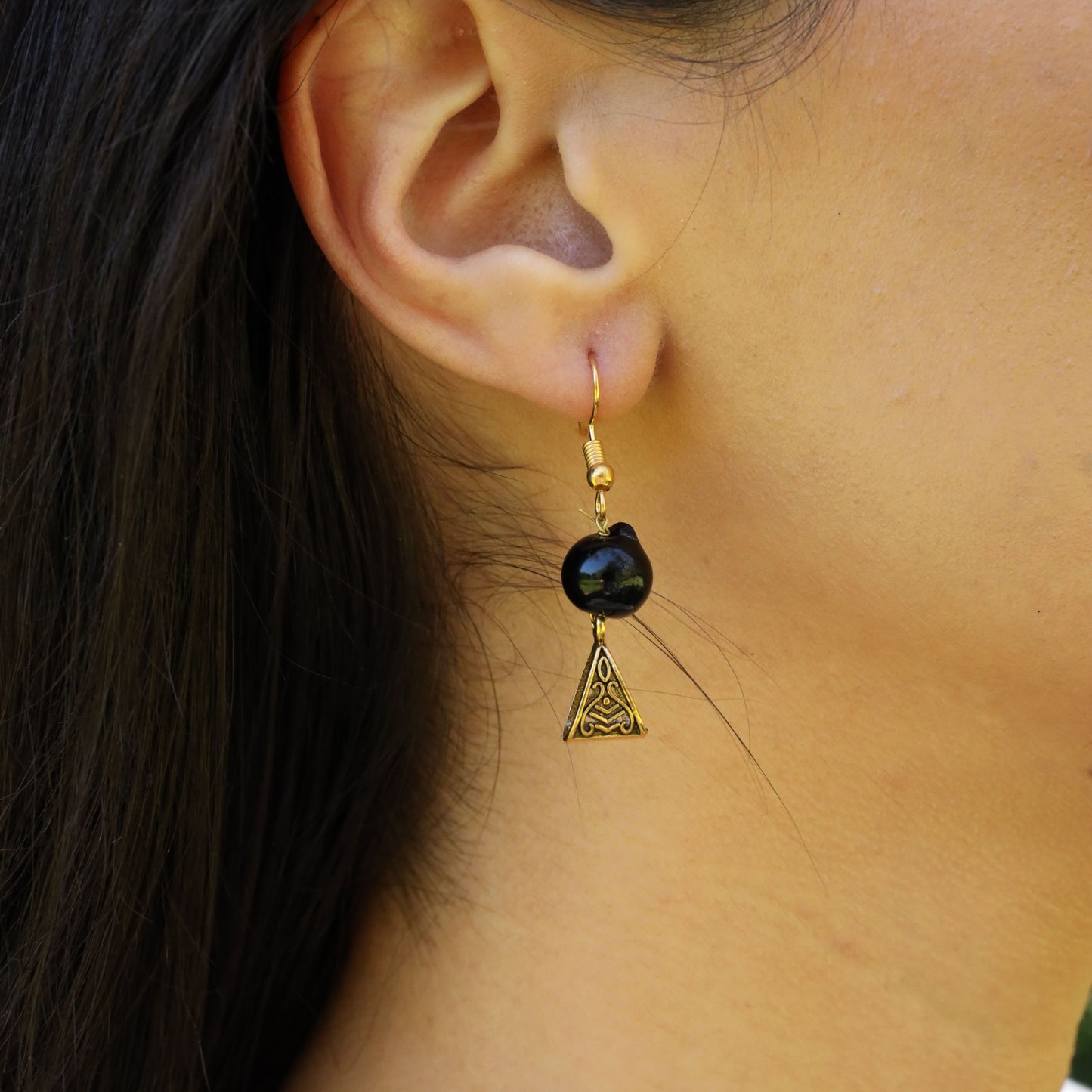 Mia Earring Black