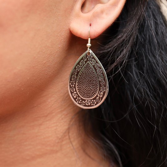 Metallic Earrings Black Teardrop